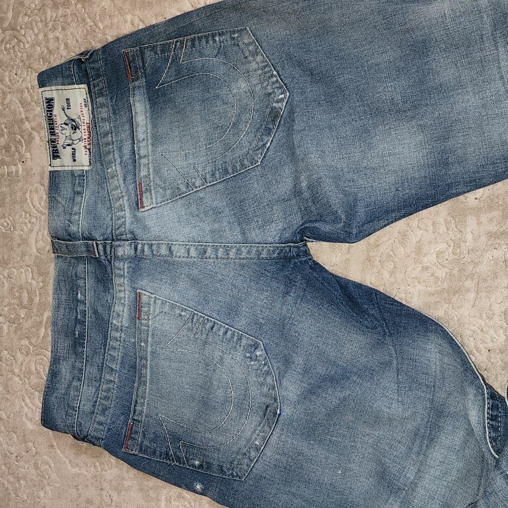 True religion light wash blue Jean 32x29